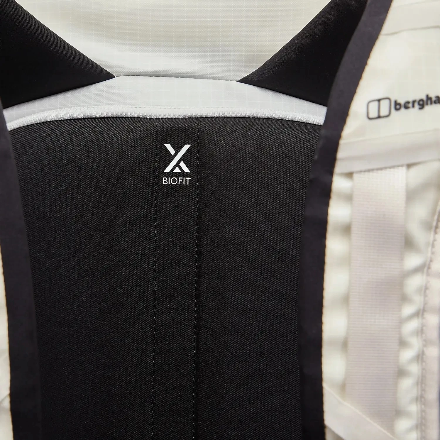 Berghaus MTN Guide 45+ Backpack - Vaporous Grey Berghaus MTN Guide 45+ Backpack - Vaporous Grey -Msr Gear Shop berghaus mtn guide 45 rucksack grey 04 1353745