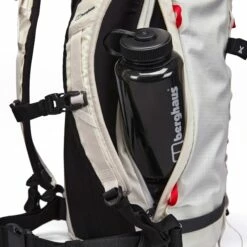 Berghaus MTN Seeker 32 S Backpack - Vaporous Grey -Msr Gear Shop berghaus mtn seeker 32 backpack vaporous grey 16 1314278