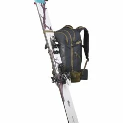 Dakine Poacher 32L Rugzak - Black -Msr Gear Shop dakine poacher 32l backpack deep blue 7 1253046