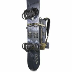 Dakine Poacher 32L Rugzak - Black -Msr Gear Shop dakine poacher 32l backpack deep blue 9 1253048