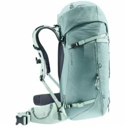 Deuter Guide 32+8 SL Dames Alpine Rugzak - Jade-frost -Msr Gear Shop deuter guide 32 8 sl women mountaineering backpack jade frost 3 1441328