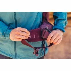 Gregory Deva 60 Women's Backpack - Emerald Green -Msr Gear Shop gregory deva 70 womens backpack 1 1193759