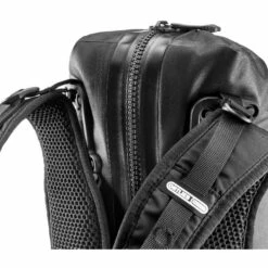 ORTLIEB Atrack CR 25L Backpack - Black 3 ORTLIEB Atrack CR 25L Backpack - Black -Msr Gear Shop ortlieb atrack 25 black r7152 13 1125465