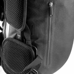 ORTLIEB Atrack CR 25L Backpack - Black 4 ORTLIEB Atrack CR 25L Backpack - Black -Msr Gear Shop ortlieb atrack 25 black r7152 7 1125459