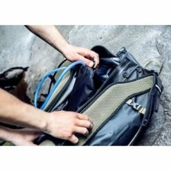 ORTLIEB Atrack 45L Backpack - Petrol 11 ORTLIEB Atrack 45L Backpack - Petrol -Msr Gear Shop ortlieb atrack cos 43029 1 943579