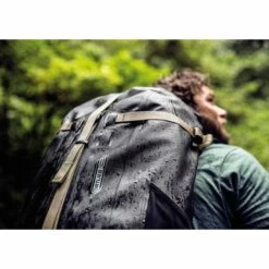 ORTLIEB Atrack 45L Backpack - Petrol 12 ORTLIEB Atrack 45L Backpack - Petrol -Msr Gear Shop ortlieb atrack cos 43144 1 943580