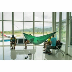 Ticket To The Moon Lightest Hammock - Forest Green -Msr Gear Shop tttm lightesthammock forestgreen 05 851841